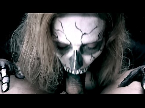 ❤️ Demonska djevojka siše kurac svojim crnim ustima i guta spermu. ❤️ Ruski porno kod nas bs.mouthporn.ru