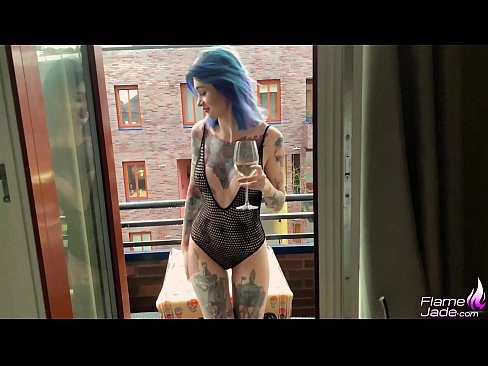 ❤️ Sjajna djevojka sisa gutljajem i strastveno jebe pod otvorenim nebom ❤️ Ruski porno kod nas bs.mouthporn.ru
